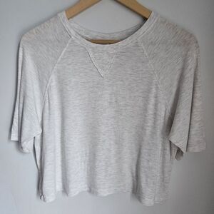 FABLETICS Heather Gray Cropped T-shirt